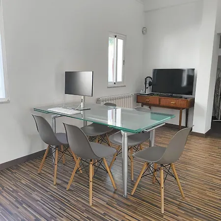 Akistay - Caparica كوستا دا كاباريكا